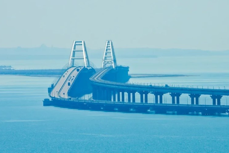 Восстановление Крымского моста, предположительно, займет до полутора месяцев
