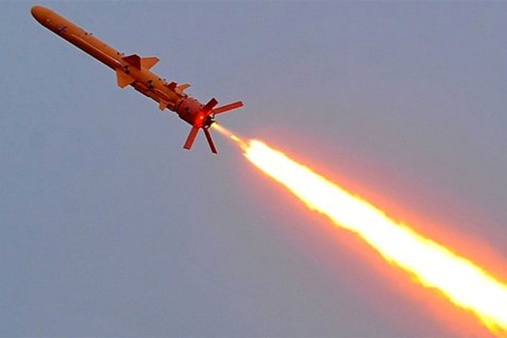 Ракета и два беспилотника уничтожены над морем на западе Крыма