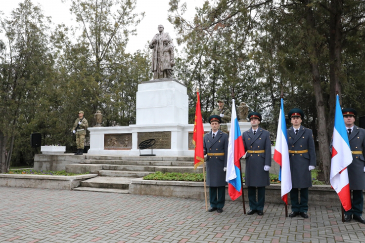 В Симферополе и Симферопольском районе отмечают 77-ю годовщину освобождения от фашистских захватчиков