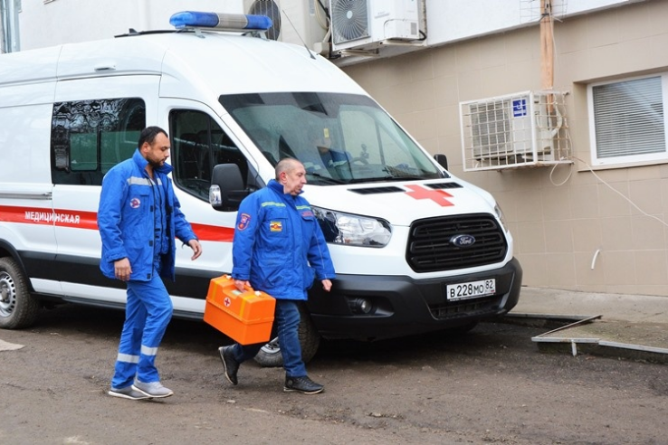 Медики проверяют 50 человек в Крыму на наличие коронавируса