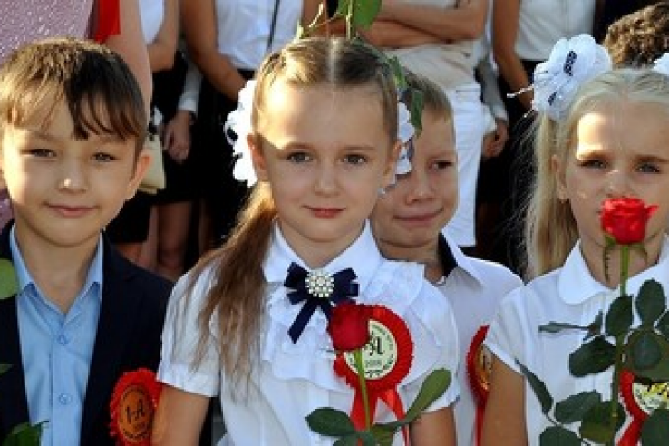В крымских школах прозвенел первый звонок
